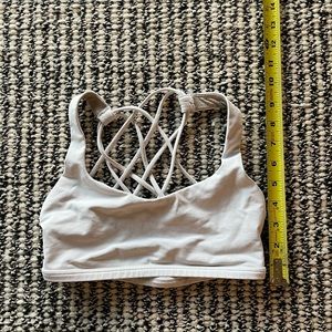 Lululemon White Free To Be Wild Sports Bra, Size 2, Excellent Condition
